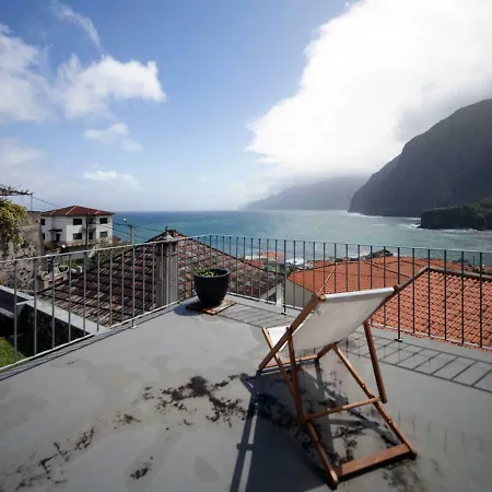 Casa Do Joao Da Eira Ferienhaus Seixal (Madeira)